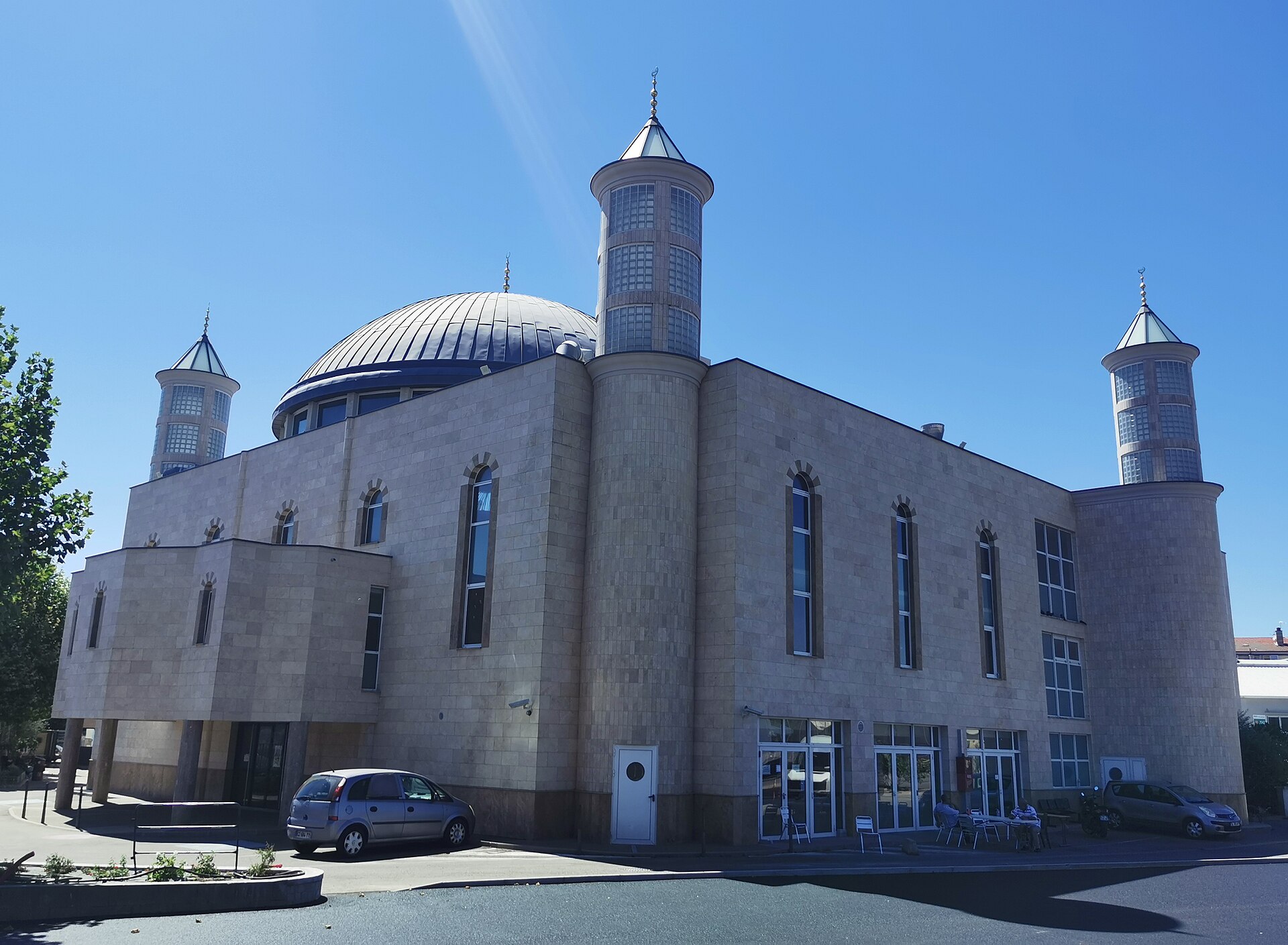 Aid el-Fitr à Lyon : la Grande Mosquée répond aux questions des musulmans de la diaspora Maghrébine en fin de Ramadan 2026