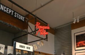 5 Concept Stores Africains à Paris où le design s’affirme : Guide pour les amoureux du design et de la mode African Concept Stores in Paris displaying contemporary African designs