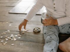 Baromètre 2026 : Enseigner l’éducation financière aux enfants aux Maghrébins de la diaspora Maghrébins de la diaspora enseignant l'éducation financière à leur enfant