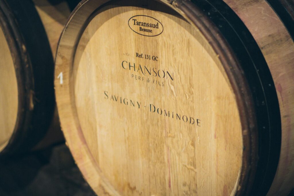 Islam Larbi Bouamrane remportant le Grand Prix au 15e Festival National de la Chanson Chaâbi, Sétif, Algérie