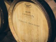 Rapport du 15e Festival National de la Chanson Chaâbi : Islam Larbi Bouamrane remporte le Grand Prix Islam Larbi Bouamrane remportant le Grand Prix au 15e Festival National de la Chanson Chaâbi, Sétif, Algérie