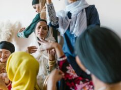 Fin du Ramadan 2026 : Une fête musulmane éclatante à Aix-en-Provence Musulmans à la célébration de la fin du Ramadan dans Aix-en-Provence en 2026, autour de la Cité Historique