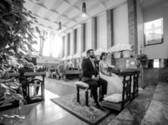 Guide pratique pour organiser un mariage traditionnel maghrébin en France Famille maghrébine célébrant un mariage traditionnel en France