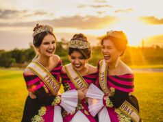 Islam Larbi Bouamrane remporte le grand prix au 15ème Festival National de la Chanson Chaabi Islam Larbi Bouamrane remporte le grand prix au 15ème Festival National de la Chanson Chaabi