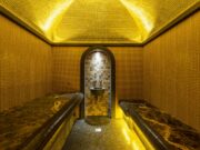 L’Aquarelle se refait une beauté : un nouveau hammam ouvre ses portes à Sainte-Ménehould Groupe de personnes se rassemblant dans un nouveau hammam à Sainte-Ménehould, en France