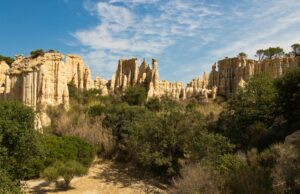 Perpignan, Cas de colère : enquête sur l’incident impliquant un touriste marocain Touriste marocain en colère devant un policier français à Perpignan