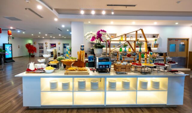 Algerian restaurant near Paris offering all-you-can-eat buffet - Algerian cuisine near the City of Light