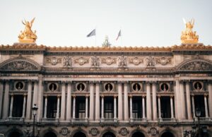 Musique chaabi algérienne : histoire et artistes incontournables