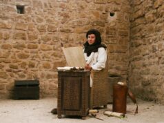 Le tournage du film La Momie 4 au Maroc en 2026 : l’événement culturel incontournable pour les Marocains de la diaspora Marocains de la diaspora gathering around movie set of Mummy 4 in Morocco