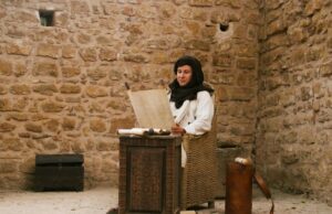 Le tournage du film La Momie 4 au Maroc en 2026 : l’événement culturel incontournable pour les Marocains de la diaspora Marocains de la diaspora gathering around movie set of Mummy 4 in Morocco