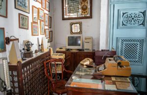 Le monde de l’art ouvre à Tunisie : la Mamma s’ouvre à l’art! Interieur de l'atelier de peinture à la Mamma, Tunisie - Le monde de l'art ouvre à Tunisie : la Mamma s’ouvre à l’art!