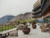 Le nouvel hôtelier The NINE Lifestyle Experience : une révolution dans le monde de l’hôtellerie tunisien Luxurious Tunisian hotel The NINE Lifestyle Experience with mountain views, blending tradition and modernity