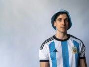 Hakimi à Lens : deux passes décisives pour le Maroc en Coupe du Monde de football Achraf Hakimi en action pour l'équipe de Maroc à la Coupe du Monde 2022 en France