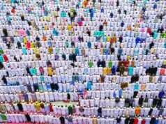 Fête de l’Aïd el-Kébir 2026 : un aperçu du pèlerinage et des premières interdictions dans la région Isère Famille musulmane en prières à la Fête de l'Aïd el-Kébir 2026 dans la région Isère