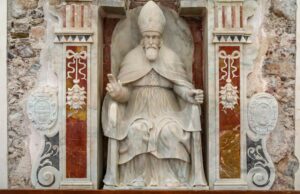 Le voyage du Pape Léon XIV en Algérie : implications culturelles et historiques Pape Leon XIV en visite en Algerie, rassemblement de fidèles à la mosquée