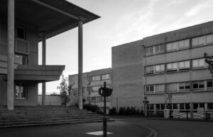 Chute des niveaux scolaires : les écoles progressistes françaises à rebours chute niveaux scolaires écoles featured image