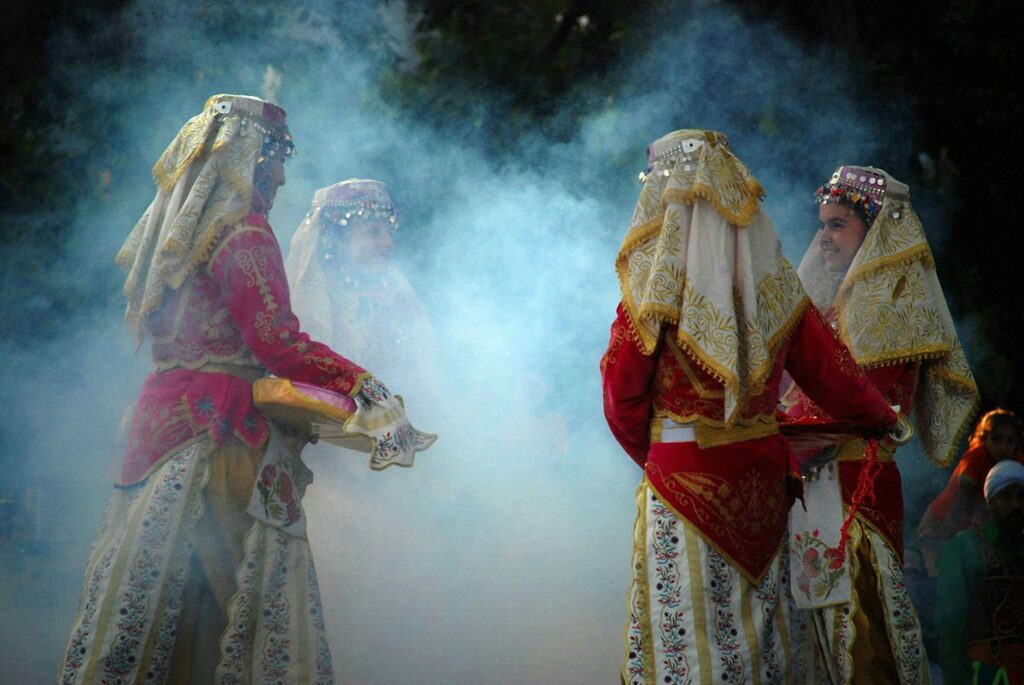 La zaffa dans le mariage traditionnel : une danse emblématique des cultures du Maghreb