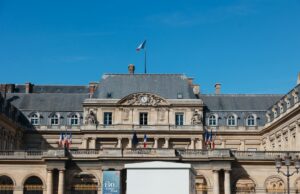 Vivre privément : l’intimité du ministre Éducation nationale Édouard Geffray révélée Photos intimes du ministre français de l'Éducation nationale, Édouard Geffray
