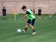 CAN U17 Maroc 26 : les émotions et le stress des joueurs avant la finale Équipe du Maroc de football des moins de 17 ans avant la finale de la Coupe d'Afrique U17, joueurs en train d'entraîner