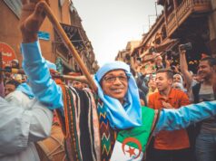Fête de l’Aïd el-Kebir : règles sanitaires et réglementaires à respecter en Lot-et-Garonne Famille maghrébine à la Fête de l'Aïd el-Kebir en Lot-et-Garonne respectant les règles sanitaires et réglementaires