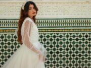 Le mariage kabyle d’un influencéur : une expérience inoubliable Influenceur assis au cours d'un mariage kabyle