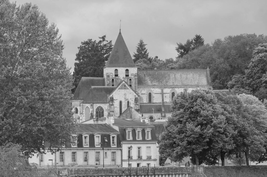 Petite enfance à Saint-Antonin-Noble-Val : découvrir de nouvelles expériences