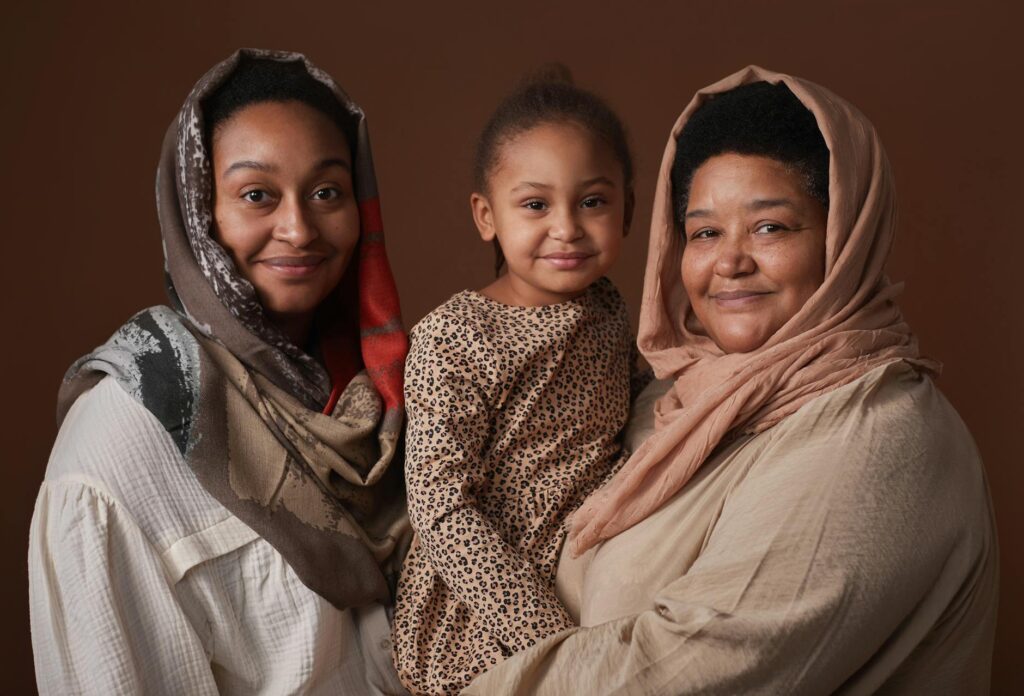 Maghreb-France : une nouvelle génération de femmes maghrébines s’intègre au nouvel équilibre démographique français