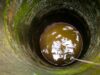 Sauver l’eau au Maroc avec des techniques ancestrales : comment faire? Traditional Moroccan well with women collecting water