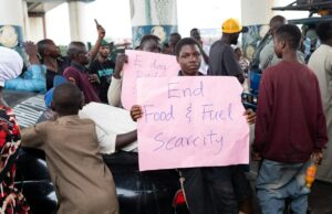Crise d’otage en Nigeria durant la fête musulmane : Une menace pour tous les Musulmans Hostages held captive during Eid al-Fitr celebrations in Nigeria, under threat from Boko Haram