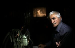 Artisan de l’image et mémoire du cinéma maghrébin : Ahmed Bennys en mémoire Ahmed Bennys, a prominent Maghrebian film artist leaving a lasting impression on North African cinema