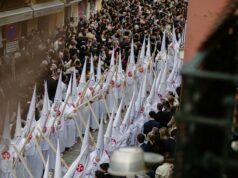 Maroc : la semaine culturelle au cœur de l’attention d’Athènes Marocains et Grecs célébrant une semaine culturelle à Athènes, avec des danseurs au centre