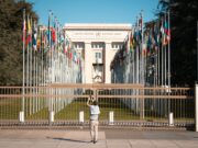 Maroc déplore l’attitude provocative de l’Algérie au siège de l’UNESCO : enquête sur la situation diplomatique Réunion au siège de l'UNESCO entre les représentants du Maroc et de l'Algérie en présence d'officiels de l'organisation