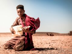 La vitrine du tourisme durable de l’Algérie en 2026 : une opportunité unique pour les Maghrébins de la diaspora Maghrebi family exploring sustainable Algeria tourism in 2026
