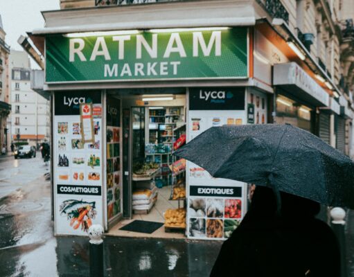 Un nouvel établissement marocain d’artisanat s’installe à Cherbourg-en-Cotentin : découvrez ce nouveau lieu à visiter Intérieur de la Maison Marocaine, boutique d'artisanat marocain à Cherbourg-en-Cotentin avec une sélection de produits hand-c