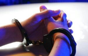 La disparition tragique d’une jeune mère près de Nantes : L’arrestation de son conjoint en Algérie Grieving husband arrested in Algiers after tragic disappearance of his wife near Nantes, France