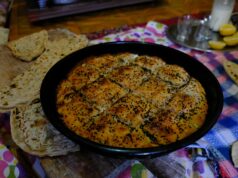 Ramadan 2026 : Découvrez plus de 50 recettes maghrébines pour le Ftour traditional maghreb dishes for ftour, colorful plates with harissa and couscous