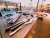50 recettes pour le Ftour Ramadan 2026 : Plaisir et tradition au coeur de votre fête Family enjoying traditional ftour ramadan dishes at a festive table setting