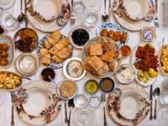 Recipe Ramadan 2026: Une soirée gourmande de dégustation des Appétizers à Desserts Gourmet Ramadan feast with traditional Algerian, Tunisian and Moroccan appetizers to desserts served on a dining table