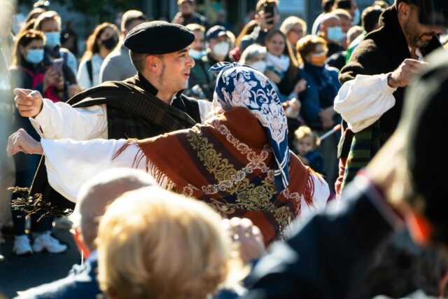 Montpellier Festival Al-Andalus fête la culture algérienne avec des artistes et musiciens