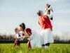 Recettes pour le Ftour de Ramadan 2026 : 50 suggestions maghrébines Family enjoying Maghrebian Ftour dishes during a festive gathering