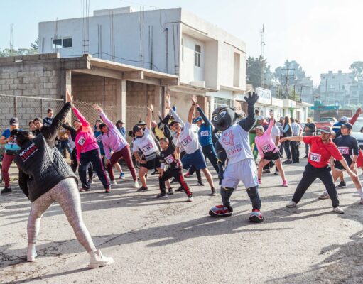 Maroc 2026 : Opel RUN & BEAT, quand le Maroc court, la culture vibre Maroc 2026 Opel RUN & BEAT race with crowds and vibrant Moroccan culture