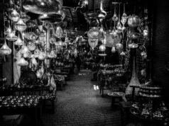 Sousse : La renaissance de l’artisanat marocain post-Covid-19 Artisans marocains de Sousse créant des produits innovants post-Covid-19