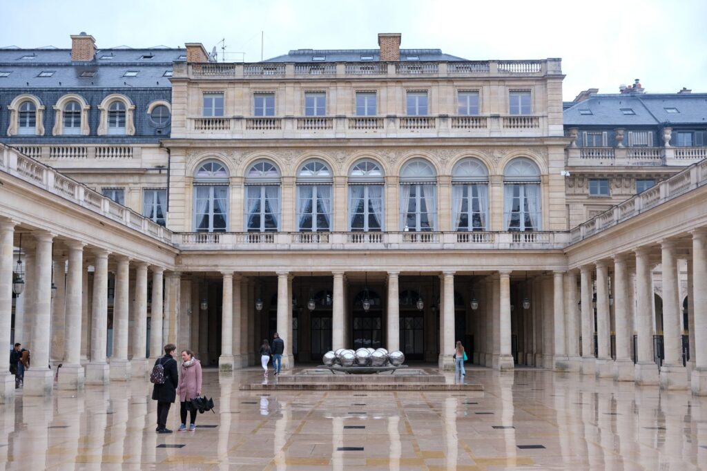 Ségolène Royal découvre la gastronomie algérienne à Paris : un éclat de culture maghrébine dans la capitale française