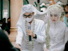L’économusée algérien : Assistez à un mariage traditionnel Algerian couple at traditional wedding ceremony