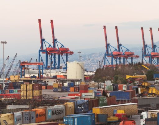 Algérie et Chine : l’expertise chinoise dans le secteur du Transport & Logistique Algérie et Chine, deux leaders de la collaboration dans le transport & logistique