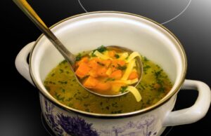 Chorba Frik aux Légumes : Recette Algérienne Facile et Savoureuse Algerian family cooking chorba frik with vegetables