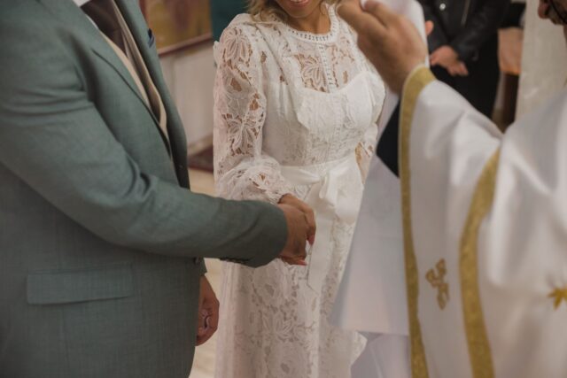 Algérien couple marié recevant bénédiction traditionnelle