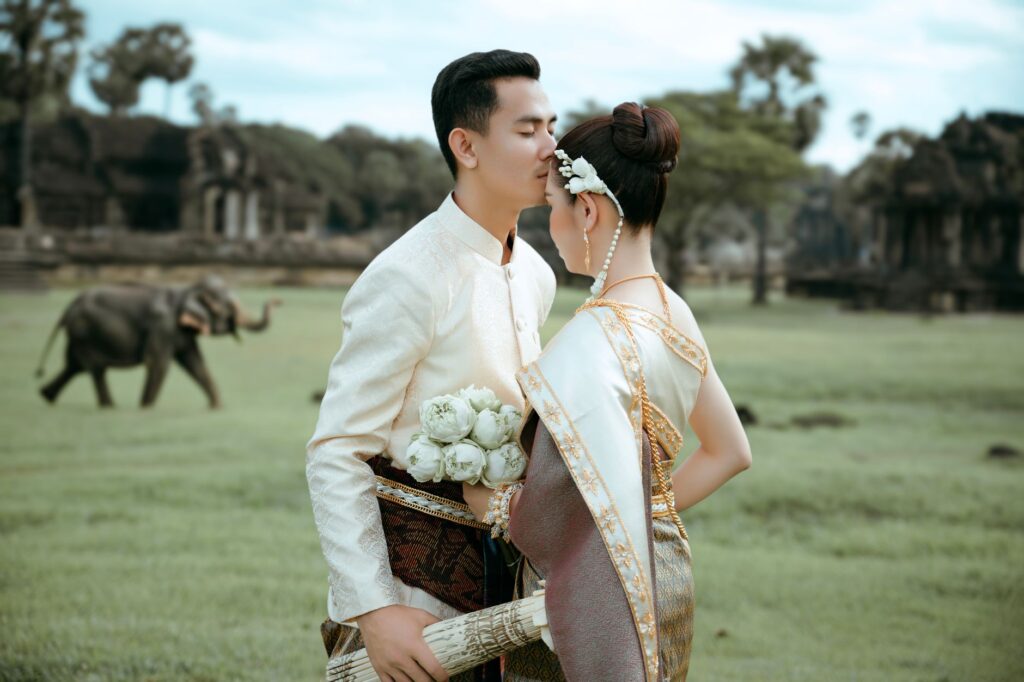 Le mariage traditionnel khmer : un voyage spirituel au cœur de l’Asie du Sud-Est