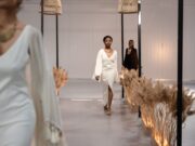 Audace initiative : Le Maroc avance en tant que plateforme de mode africaine Modèle de vêtements marocains sur une plateforme de mode Africaine