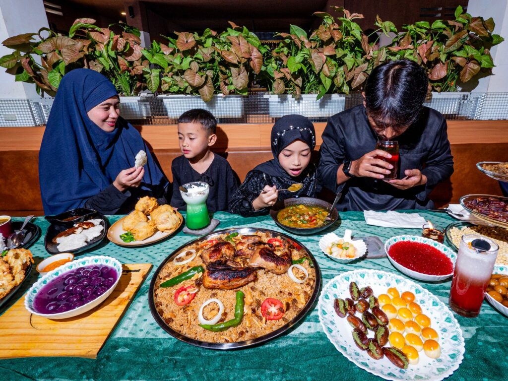 8 soupes maghrébines incontournables pendant le Ramadan : nos suggestions